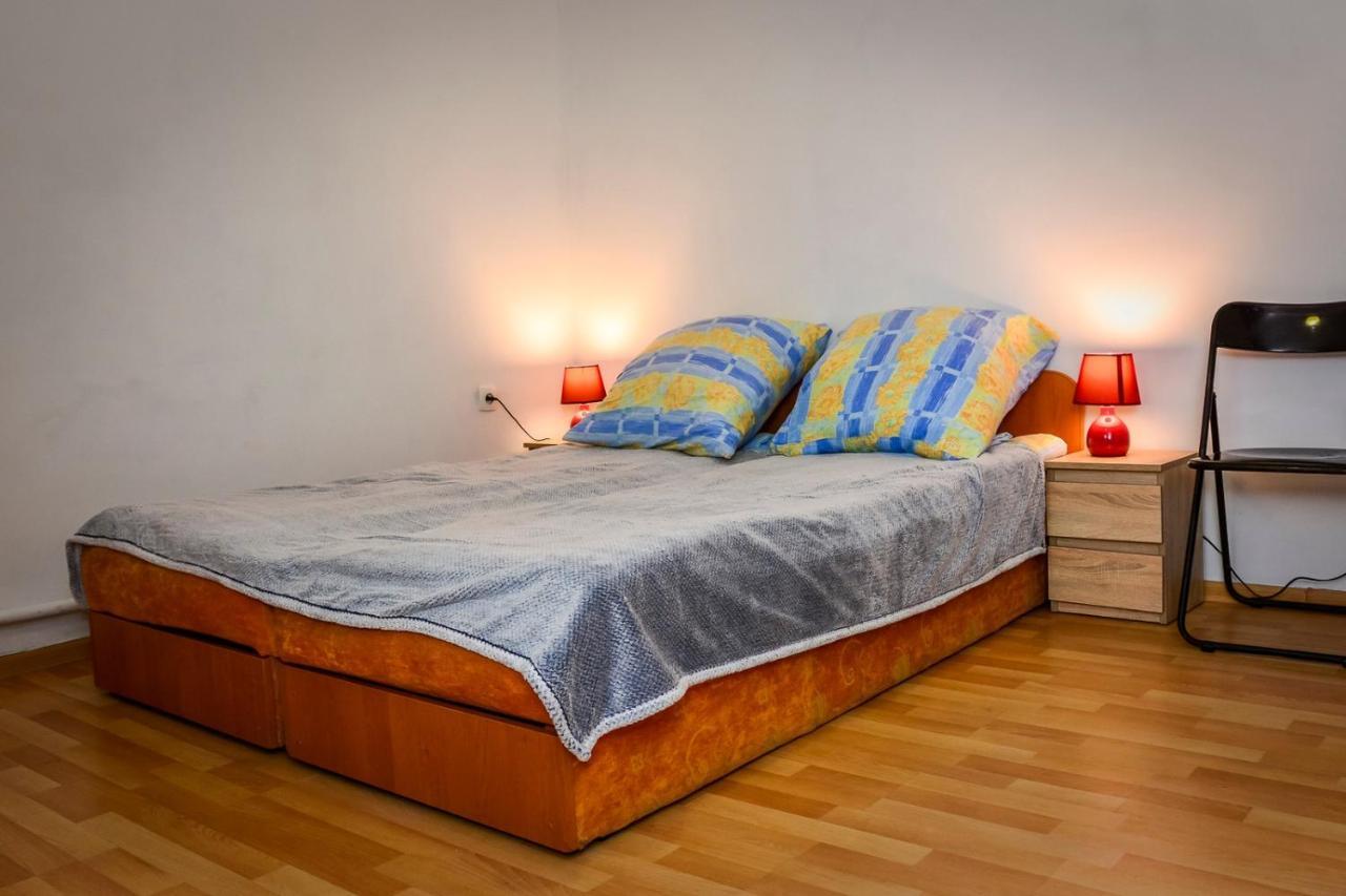 U Karola Apartment Darlowo Bagian luar foto